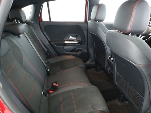 Used 2022 Mercedes-Benz GLA 250 4MATIC image 20