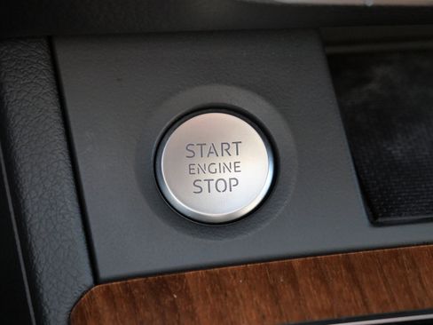 Used 2023 Audi Q5 2.0T Premium w/ Convenience Package image 29