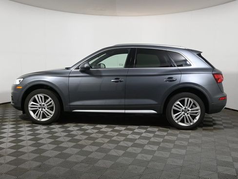 Used 2020 Audi Q5 2.0T Premium Plus w/ Premium Plus Package AWD/4WD image 2