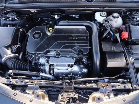 Used 2024 Chevrolet Malibu LT image 24