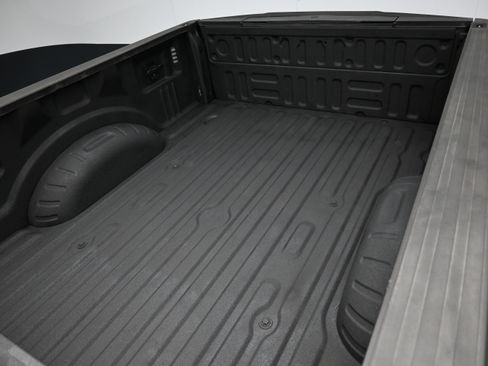Used 2017 Ford F250 Lariat w/ Lariat Ultimate Package AWD/4WD image 47