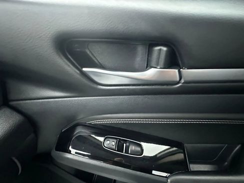 Used 2023 Nissan Altima 2.5 SV w/ SV Premium Package image 32