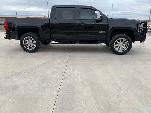 Used 2016 Chevrolet Silverado 1500 LT w/ Texas Edition image 6