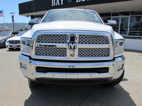 Used 2016 RAM 3500 Laramie w/ Convenience Group AWD/4WD image 2