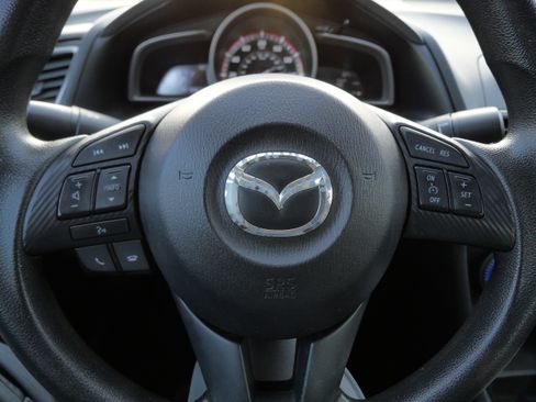 Used 2015 MAZDA MAZDA3 i Sport image 25