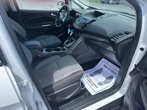Used 2018 Ford C-MAX SE FWD image 10