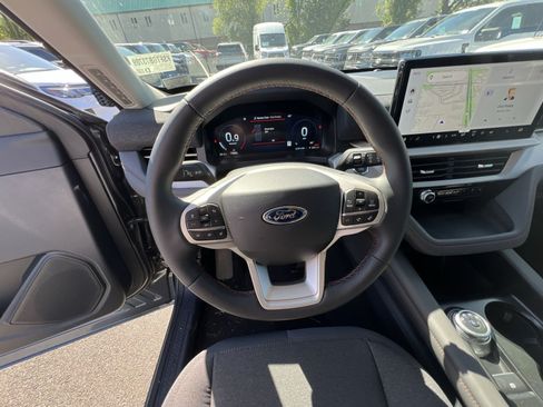 New 2026 Ford Explorer Active AWD/4WD image 24