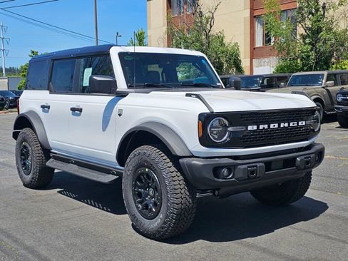 New 2026 Ford Bronco Big Bend w/ Black Diamond Package AWD/4WD image 8
