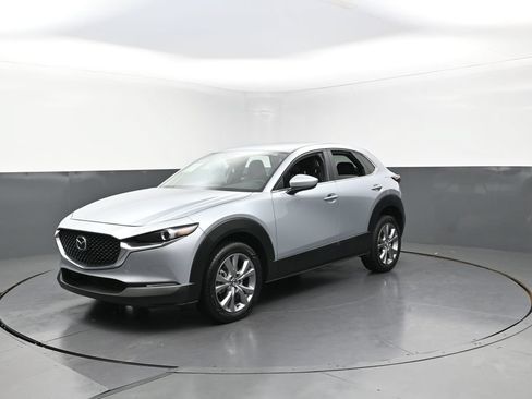 Used 2021 MAZDA CX-30 AWD 2.5 S w/ Select Package image 40