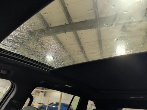 Used 2024 GMC Acadia AT4 w/ Super Cruise Package image 13