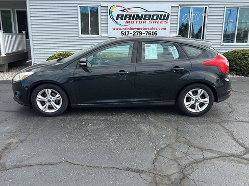 Used 2014 Ford Focus SE FWD image 5