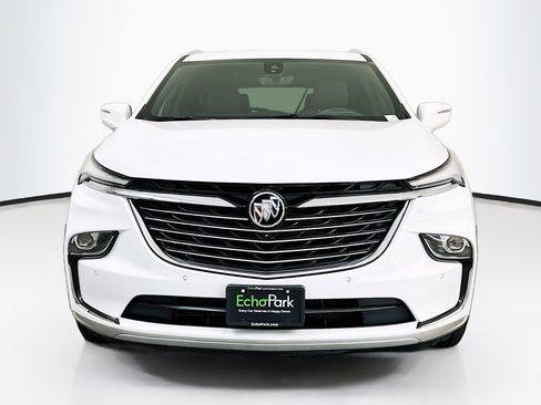 Used 2024 Buick Enclave Premium AWD/4WD image 2