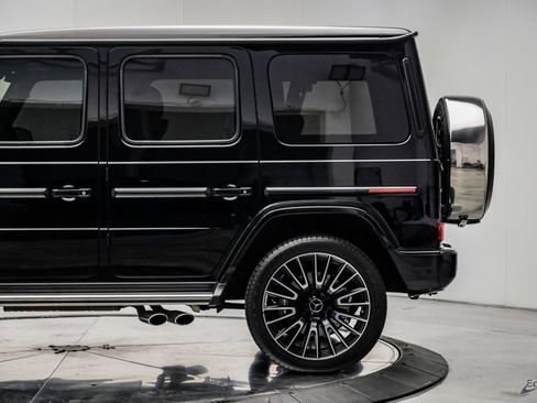 Used 2025 Mercedes-Benz G 63 AMG 4MATIC image 9