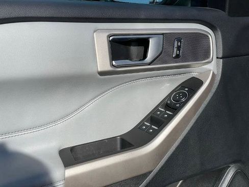 Used 2023 Ford Explorer XLT w/ Equipment Group 202A image 11
