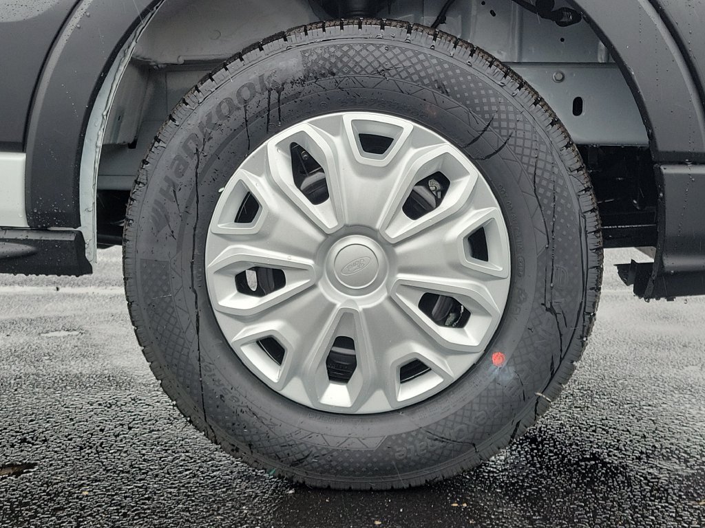 New 2027 Ford Transit 250 Low Roof RWD image 12