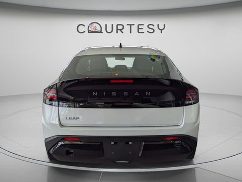 New 2026 Nissan Leaf SV+ FWD image 4
