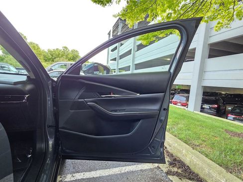 Used 2023 MAZDA CX-30 AWD 2.5 S w/ Preferred Package image 32