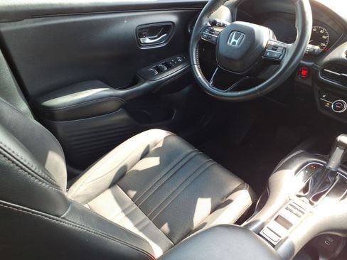 Used 2024 Honda HR-V EX-L image 16