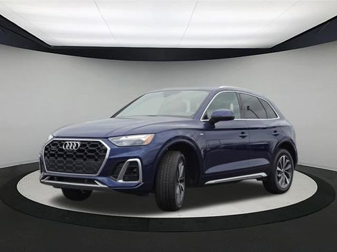 Certified 2023 Audi Q5 2.0T Premium Plus AWD/4WD image 3