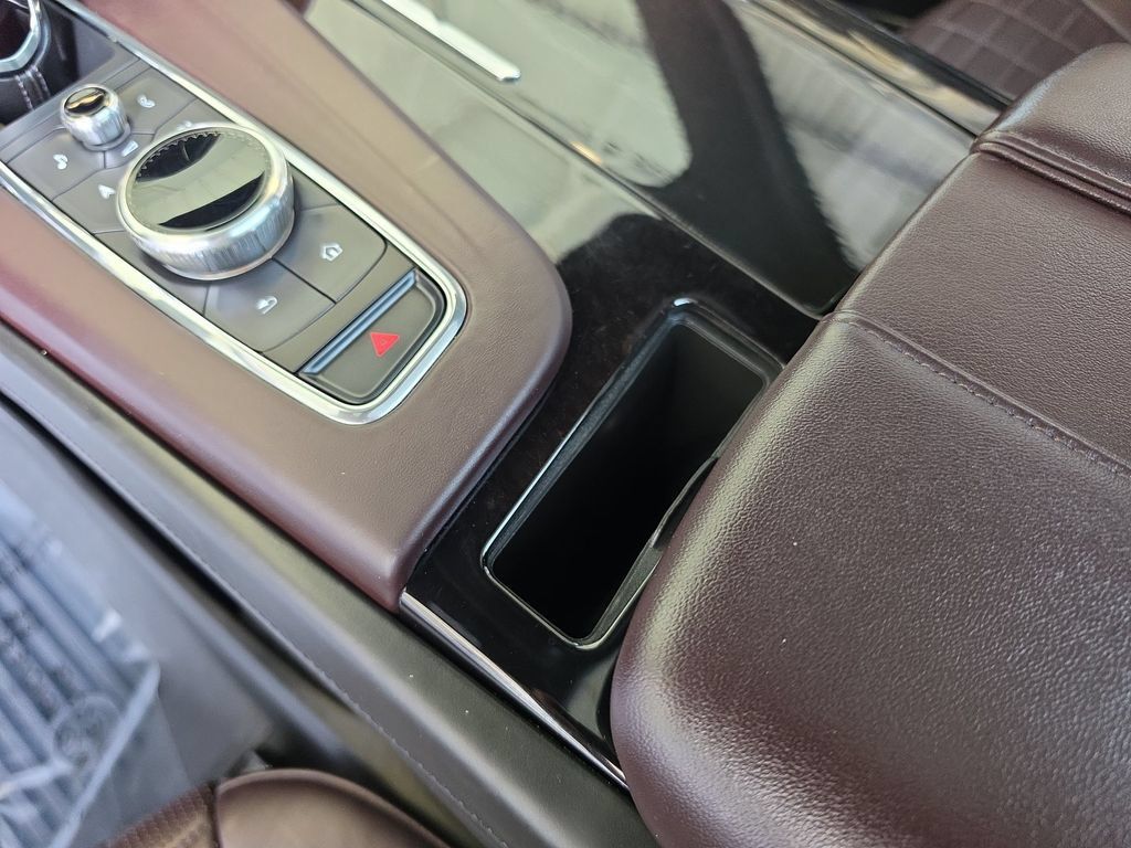 Certified 2024 Cadillac Escalade Sport Platinum w/ Heavy-Duty Trailer Package AWD/4WD image 17