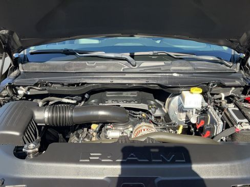 Used 2022 RAM 1500 Laramie AWD/4WD image 23