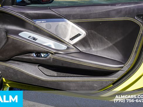 Used 2022 Chevrolet Corvette Stingray w/ Z51 Performance Package image 22