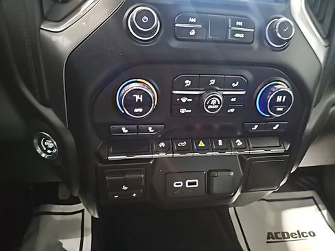 Used 2019 Chevrolet Silverado 1500 RST w/ All-Star Edition image 21