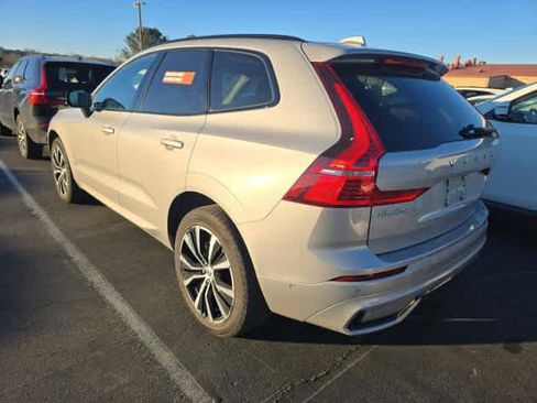 Certified 2025 Volvo XC60 B5 Plus image 5