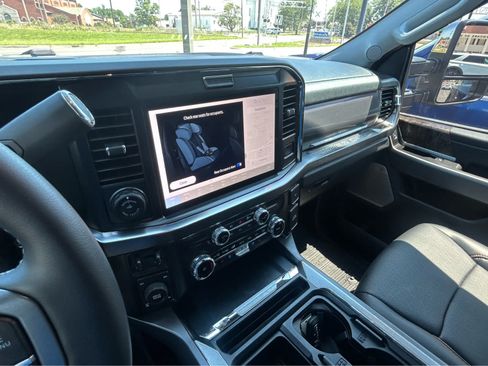 Used 2025 Ford F350 Lariat w/ Lariat Ultimate Package AWD/4WD image 77