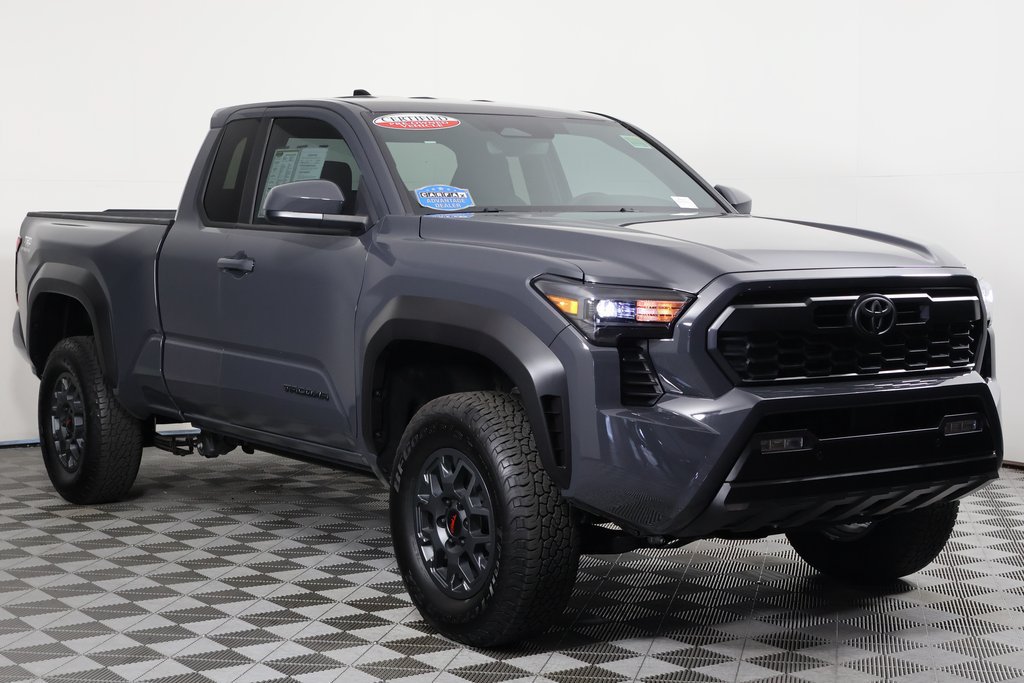 Used 2026 Toyota Tacoma SR5 w/ SR5 Upgrade Package RWD image 3