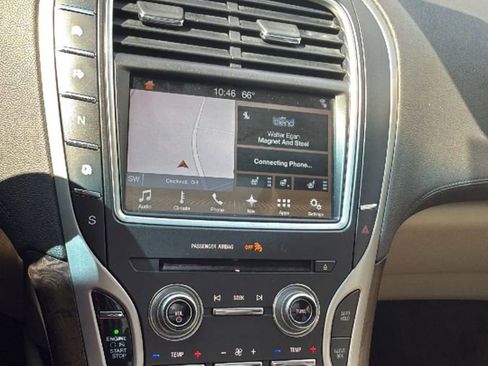 Used 2017 Lincoln MKX Select w/ Select Plus Package image 49