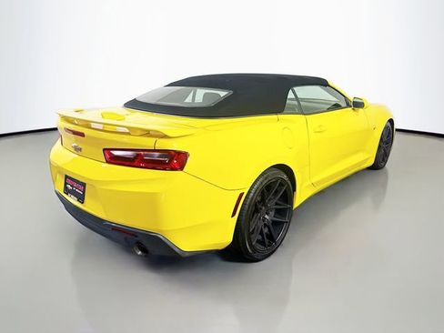 Used 2018 Chevrolet Camaro SS RWD image 6