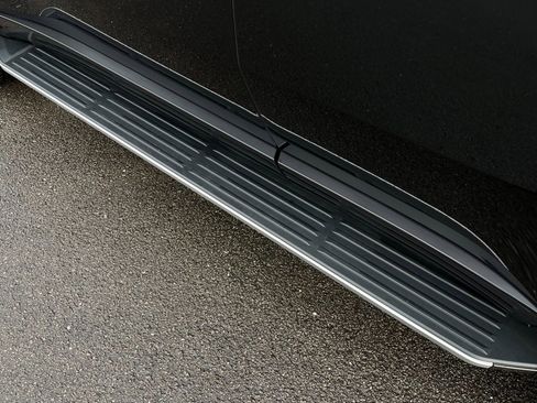 Used 2025 Lexus GX 550 w/ Accessory Package (31) image 63