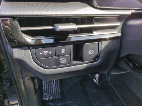 New 2026 Kia Sportage S AWD/4WD image 16