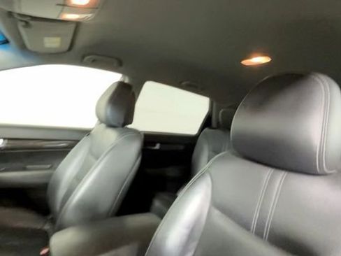 Used 2011 Kia Sorento EX w/ Premium Pkg AWD/4WD image 22
