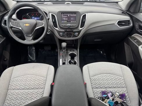Used 2024 Chevrolet Equinox LT w/ LPO, Floor Liner Package FWD image 16