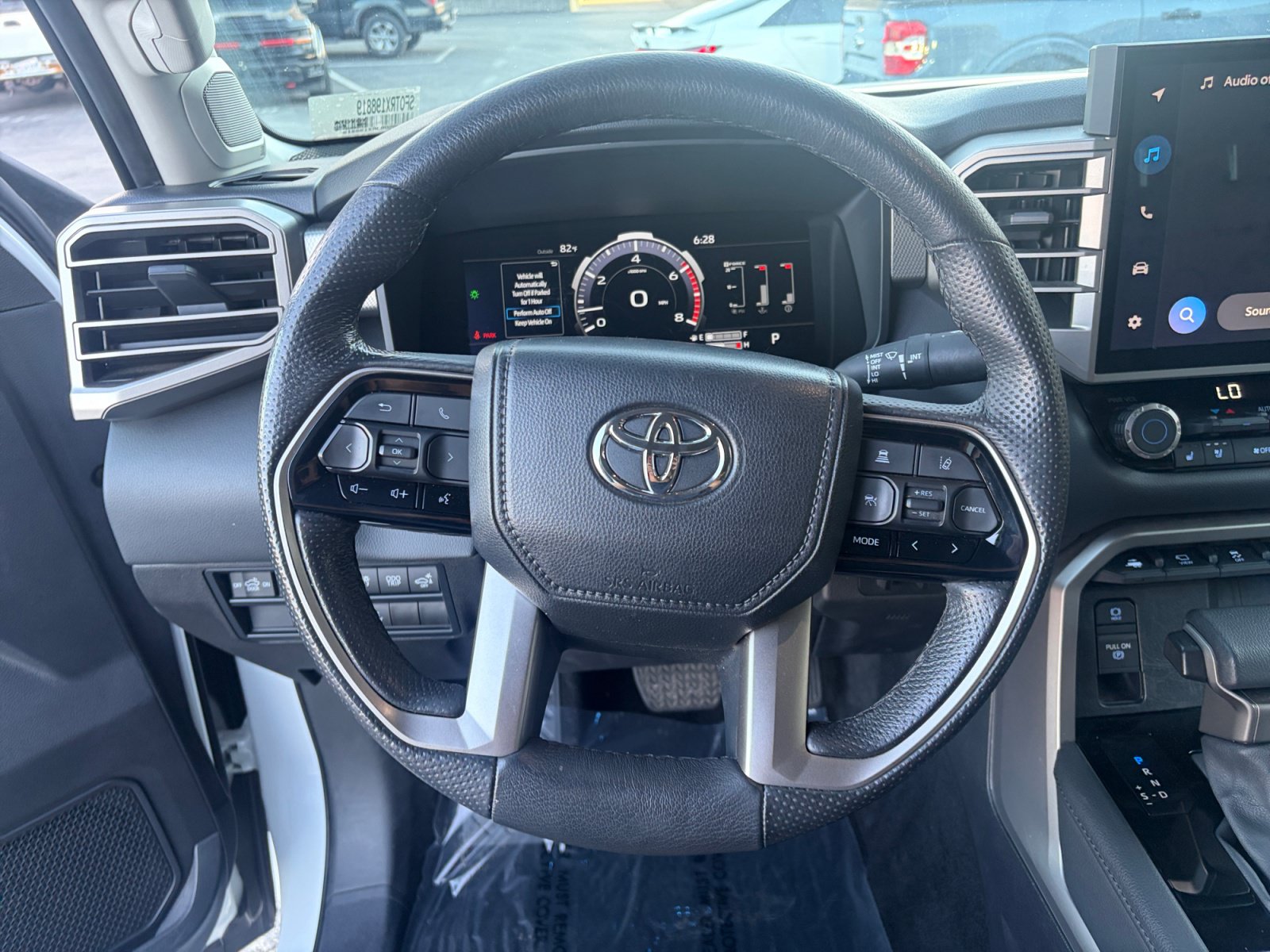 Used 2024 Toyota Tundra Limited AWD/4WD image 9