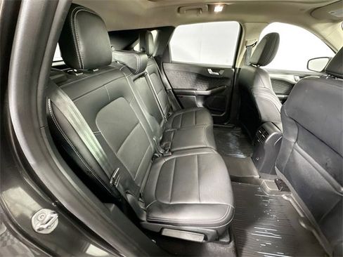 Used 2020 Ford Escape SE Sport image 29