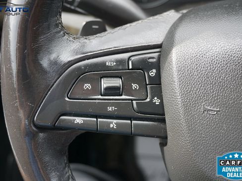 Used 2019 Cadillac XT4 Premium Luxury w/ Technology Package FWD image 40