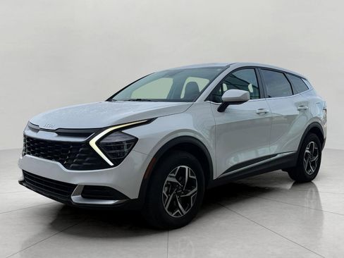 Used 2025 Kia Sportage LX AWD/4WD image 6