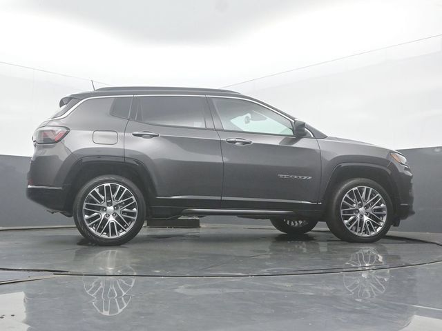 Used 2024 Jeep Compass Limited w/ Elite Group AWD/4WD image 48