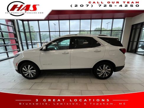 Used 2022 Chevrolet Equinox Premier AWD/4WD image 2