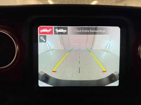 Used 2021 Jeep Gladiator Rubicon AWD/4WD image 16