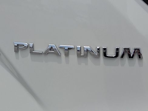 Used 2020 Nissan Murano Platinum FWD image 9