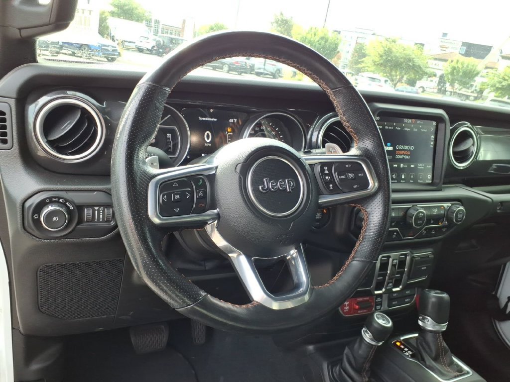 Used 2021 Jeep Wrangler Unlimited Rubicon w/ Xtreme Recon 35" Tire Package AWD/4WD image 32