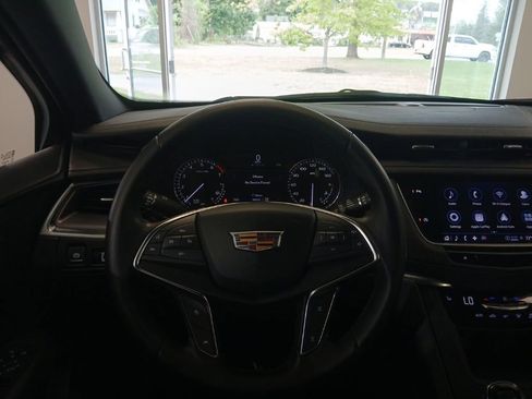 Used 2023 Cadillac XT5 Luxury AWD/4WD image 18