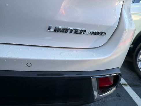 Used 2017 Toyota Highlander Limited Platinum image 27