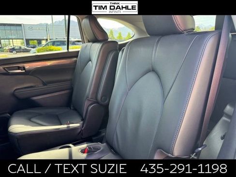 Used 2021 Toyota Highlander Limited AWD/4WD image 20
