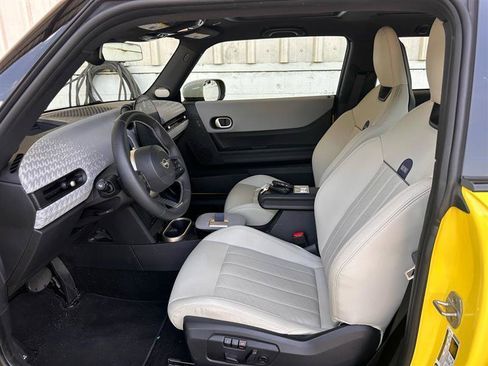 Used 2025 MINI Cooper S FWD image 10