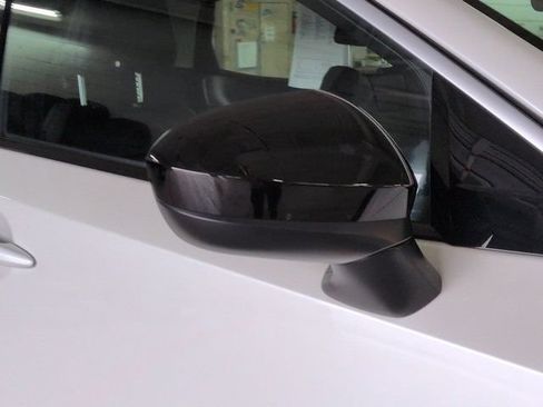 Used 2024 Nissan Ariya FWD image 11